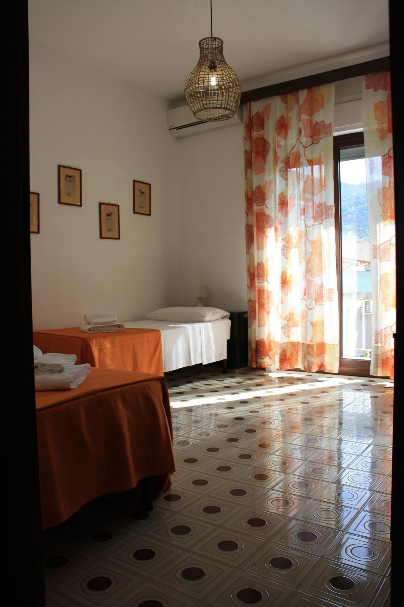 Archimede Lounge Lejlighed Cefalù Eksteriør billede