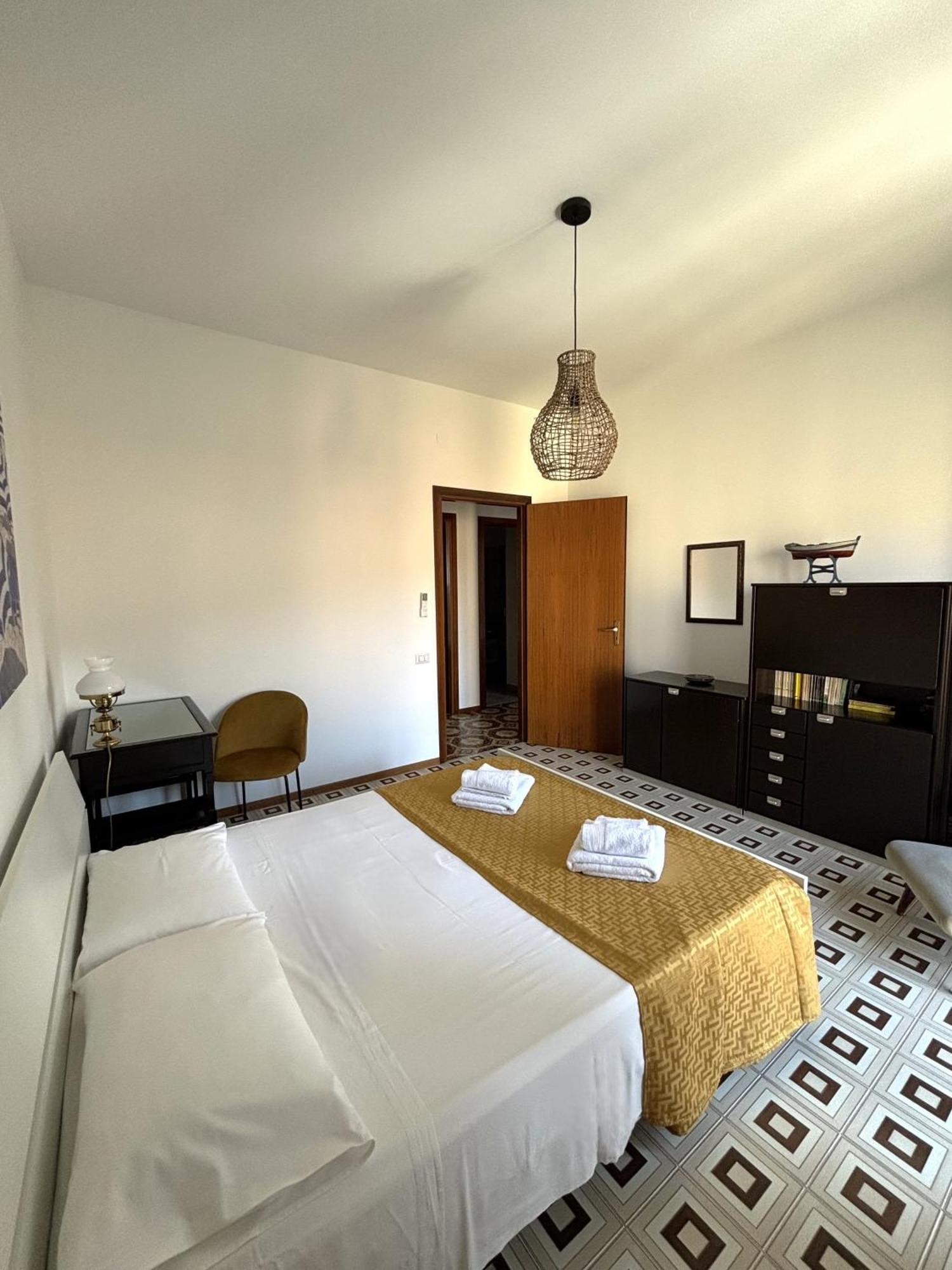 Archimede Lounge Lejlighed Cefalù Eksteriør billede