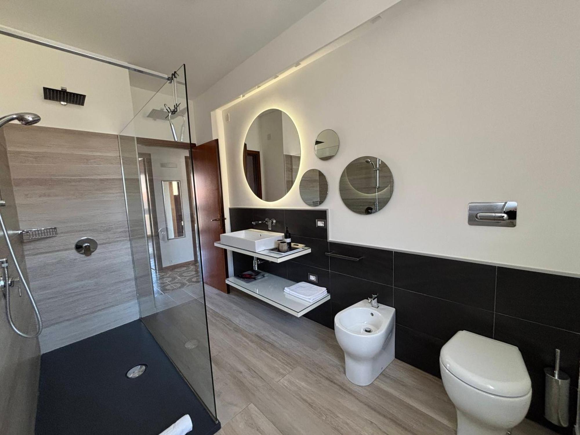 Archimede Lounge Lejlighed Cefalù Eksteriør billede